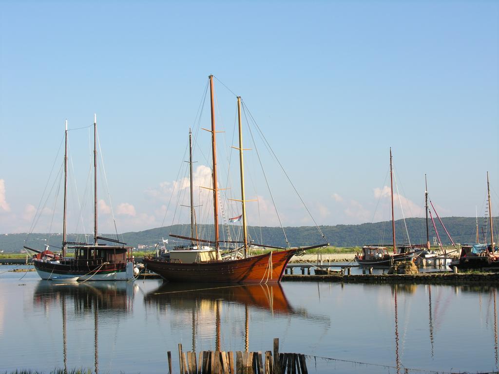 Apartma Seca Portorož Buitenkant foto