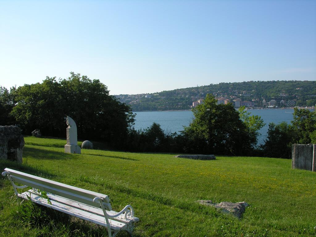 Apartma Seca Portorož Buitenkant foto